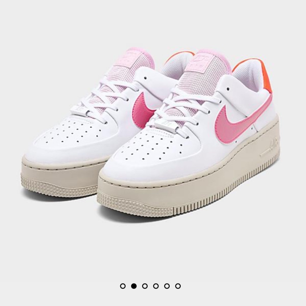 NIKE Air Force 1 Sage Low Sneakers